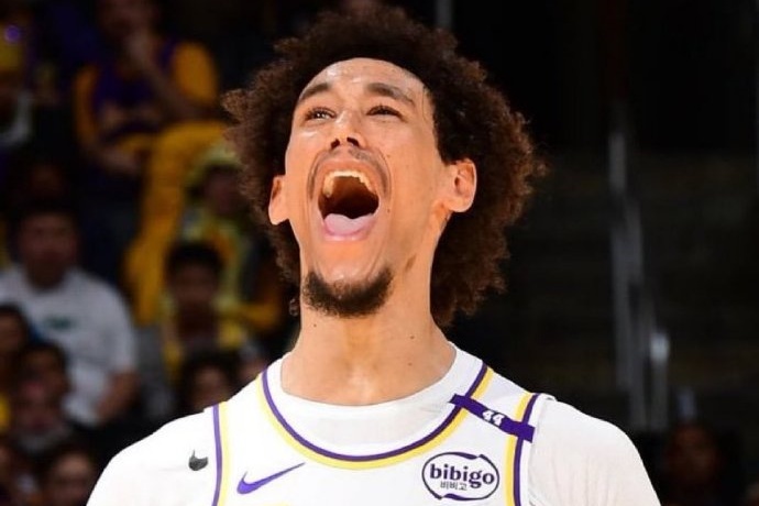 海斯获交易否决权,背后深意与影响几何 海斯获交易否决权,背后深意与影响几何